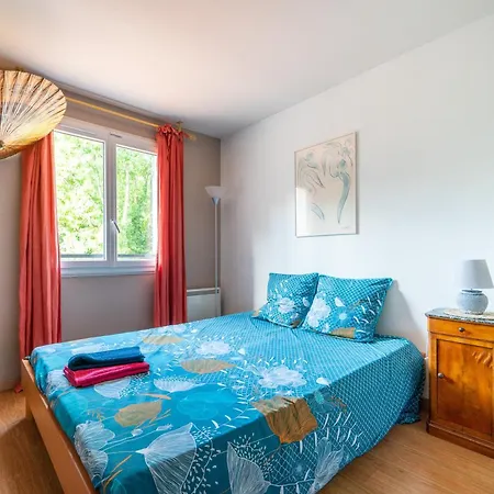 Les Volets Bleus * Rungis